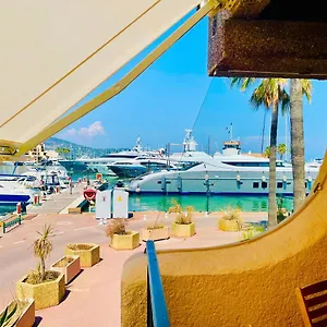 la-marina-tropezienne-100m-plage.fr-provencehotel.com/